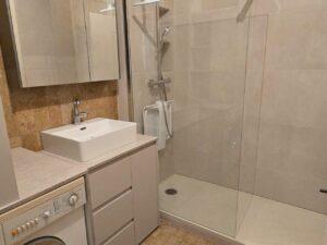 Transformer une baignoire en douche : un vrai gain de confort au quotidien