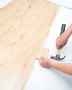 Installation d'un parquet en pose flottante : Guide expert pour réussir sa rénovation parisienne