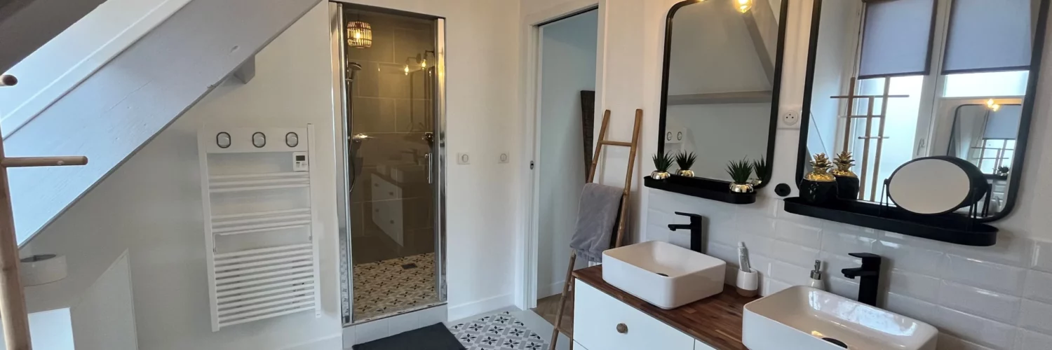 Rénovation complète d'une salle de bains et création d'un espace douche indépendant